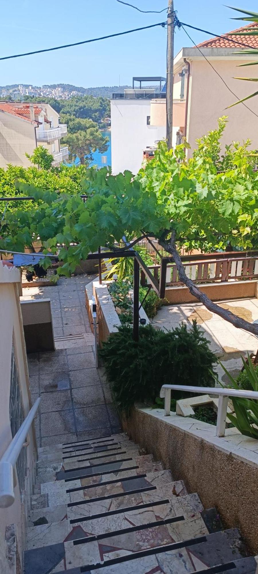 Studio Apartments Fabjanac Trogir Luaran gambar