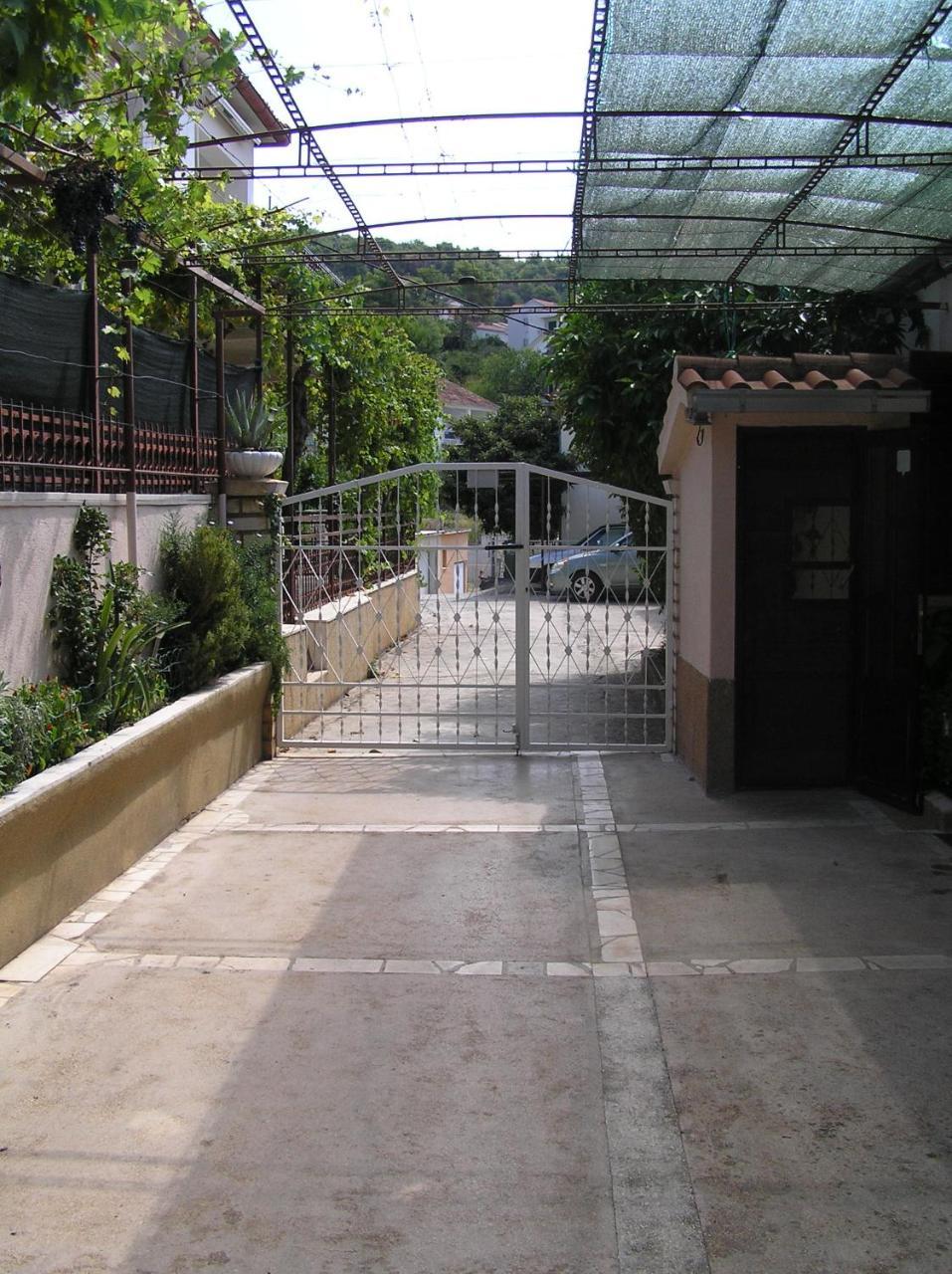 Studio Apartments Fabjanac Trogir Luaran gambar