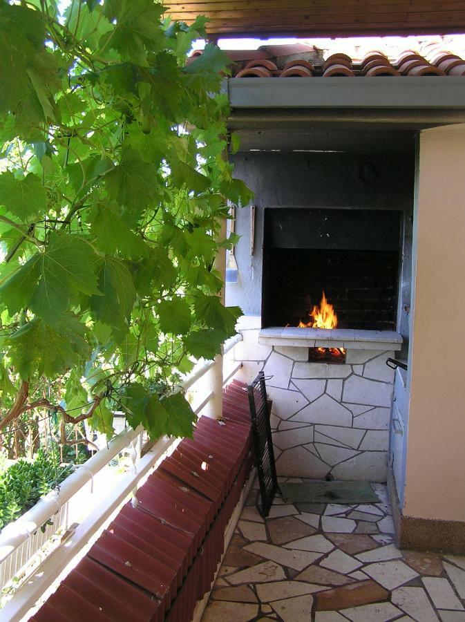 Studio Apartments Fabjanac Trogir Luaran gambar